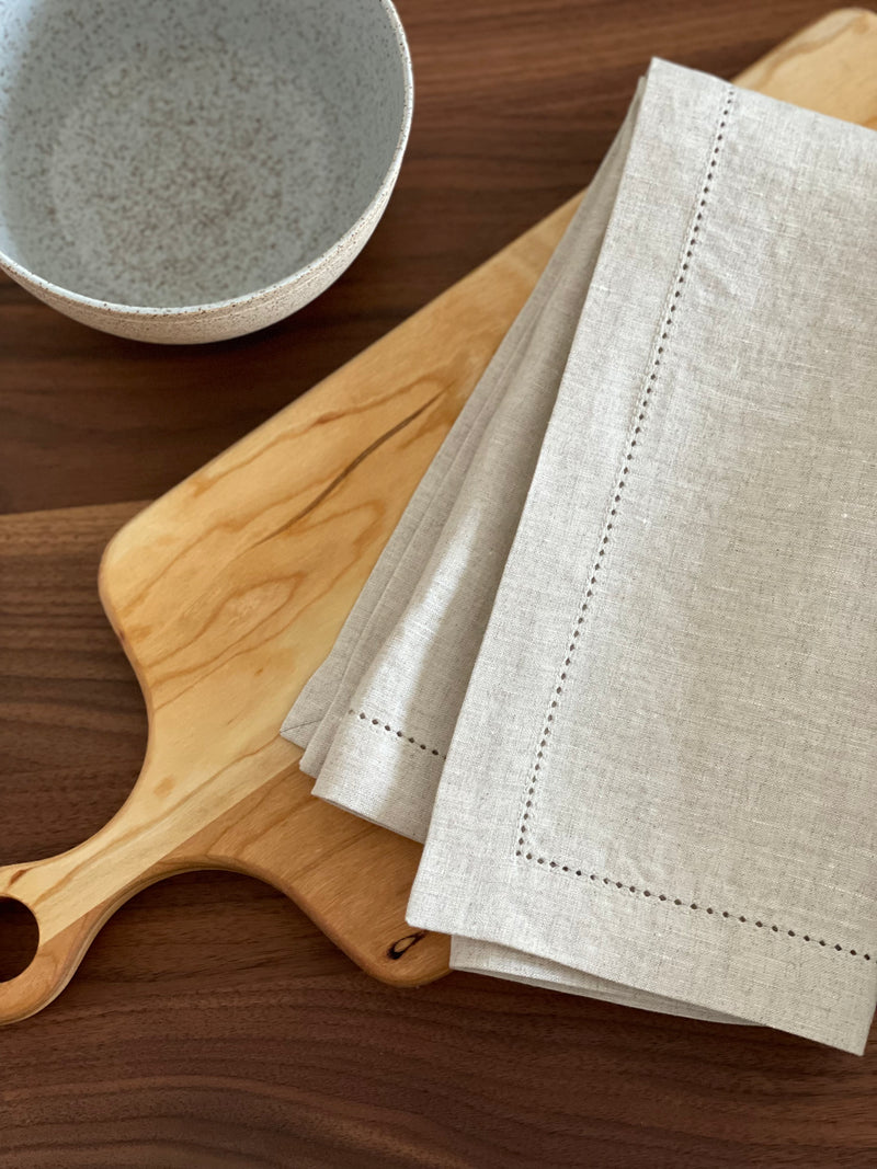 Linen table deals napkins