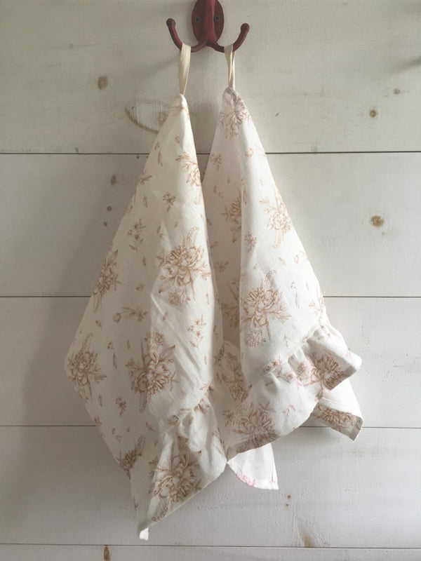 100% Pure Linen Tea Towels with Ruffles - Champs Nature